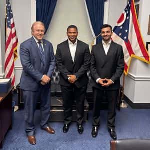 Senators Seek Industry Input on Crypto Payments Bill as Lumia Shares Insights