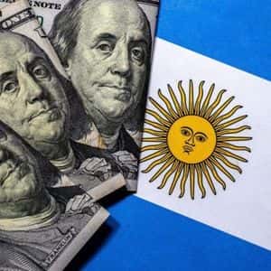 US Treasury Intervenes in Argentine Currency Market as Trump Ties Support to Milei’s Electoral Success