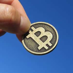 Bitcoin Faces Key Levels: $125k Resistance Vs $118k Support – Details