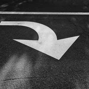 Analyst Warns Solana Price Risks Major Breakdown, Should Investors Worry?