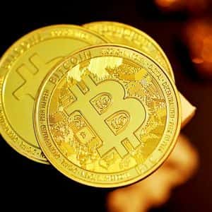 Bitcoin’s Moment? Analyst Urges Traders To Swap Gold For Crypto