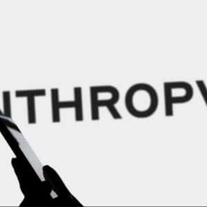 Reid Hoffman defends Anthropic amid feud with David Sacks