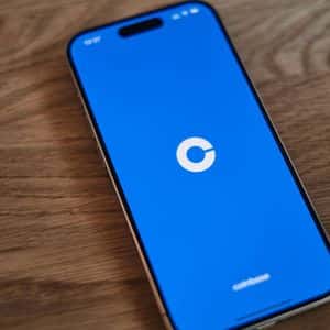 Coinbase Equity Futures to Blend Mag 7 Tech Stocks With Crypto ETFs