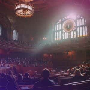 Crypto Market Structure Bill Gains Bipartisan Momentum — Coinbase CEO Sees Progress by Thanksgiving