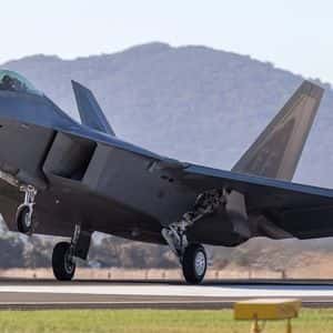 US Air Force and Navy Test AI Wingman for Combat Flights