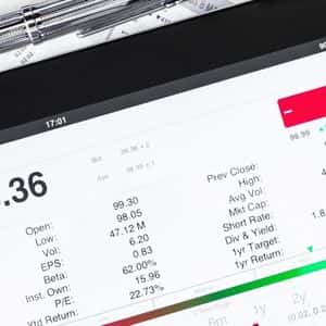 Cryptocurrency Exchanges Confront Plummeting Spot Trading Volumes