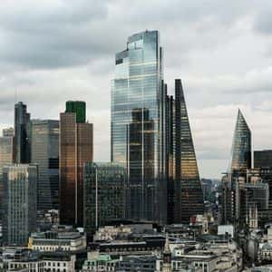 Hot U.S. Money, A Weak Dollar, And A Coming Boom: Why The FTSE 100 Is Breaking Out