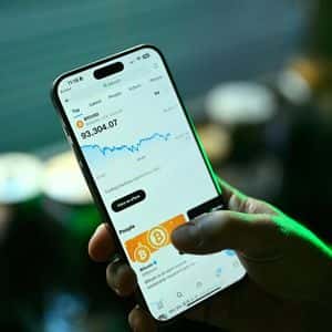 Bitcoin ETFs In 401(k)s: What Retirement Savers Should Know