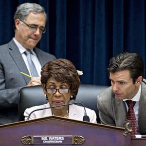 Stripe Blockchain Effort Stirs Barbs About Neutrality `Fantasy’