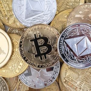 Altcoin Market Completes Highest Monthly Close Ever: What This Means For Alt Season