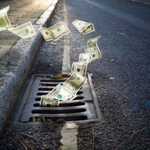 US Ethereum ETFs Record First Consecutive Outflow Weeks Since April — What’s Happening?