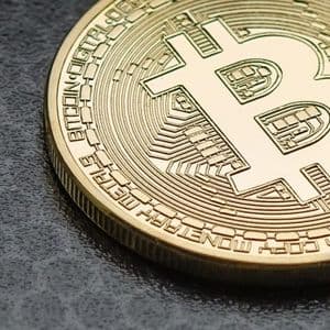 Analyst Explains Why Bitcoin Price Is Not Rallying Alongside Gold And The Stock Market