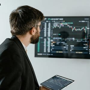 XRP in the Danger Zone: Charts Reveal Looming Volatility Ahead