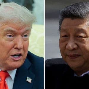 Bitcoin Falls Below $118K After Trump Warns China of ‘Massive Increase’ in Tariffs