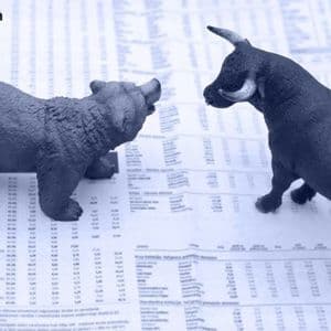 Fundstrat’s Tom Lee Dismisses Market Collapse, Calls Pullback a ‘Buying Opportunity’