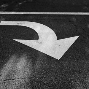 Analyst Warns Solana Price Risks Major Breakdown, Should Investors Worry?