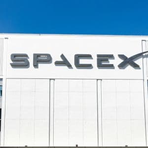 SpaceX scrubs Starship test launch over liquid oxygen leak