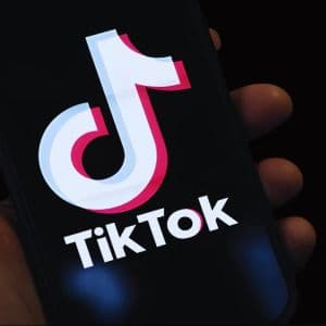 Trump signed an executive order approving a $14B TikTok deal with U.S. investors