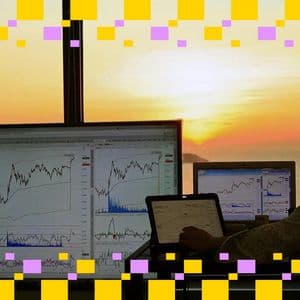 Bitcoin, Ether, XRP, and Dogecoin Lag Stocks as VIX Stirs Up Some Nerves