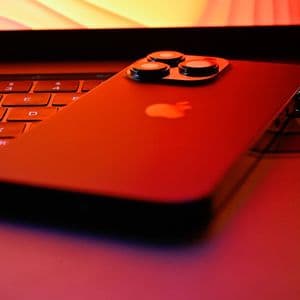 Bitcoiners Hyping Up Apple's Brand-New iPhone