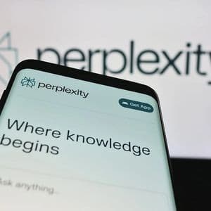 Perplexity Opens Comet Browser to All, Adds Max-Only AI Assistant