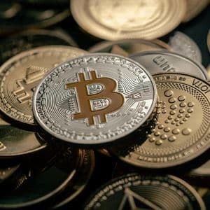 Crypto Markets Show Weakness As Investors Rotate Into Stocks