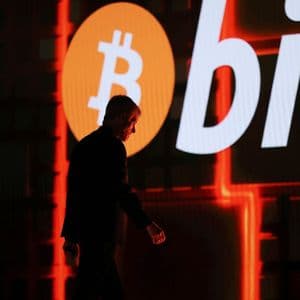 Michael Saylor Hit by Market Revolt as His Bitcoin Premium Sinks