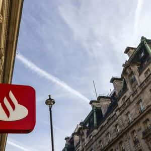 Goldman, Santander Among Banks Exploring Blockchain-Based Money