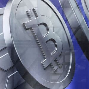 Bitcoin Bears See More Peril After $300 Billion Crypto Selloff