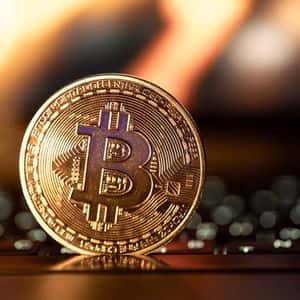 Bitcoin Price Watch: Mixed Signals Emerge Near Key $112K Barrier