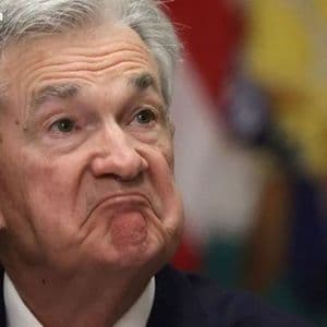 Bitcoin Dips After Powell Says a December Cut ‘Is Not a Foregone Conclusion’
