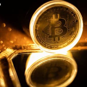 Bitcoin Price Watch: Volume Fades, Whales Lurk—Is Accumulation or Capitulation Next?