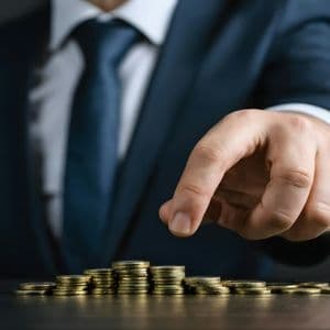 Chinese Investment Bank Eyes $600 Million Raise For BNB Treasury Company