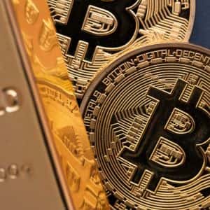 Bitcoin's 30-day correlation with gold flips negative at -0.53