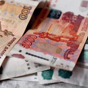 Putin cautions against 'money printing' as president insists economy is not in recession