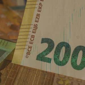 Wall Street banks expect the euro to climb past $1.20 soon