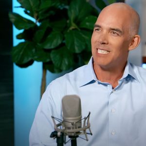 Buffett Devotee Can’t Get Enough Bitcoin