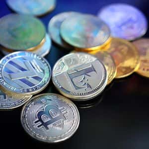 Bitcoin Holds Steady While Anticipated Market Shifts Await