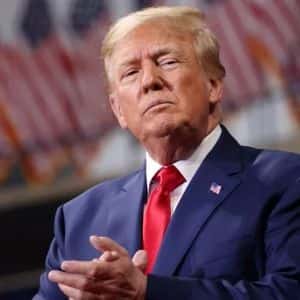 US Democrats are Putting Pressure on Donald Trump Regarding Cryptocurrencies